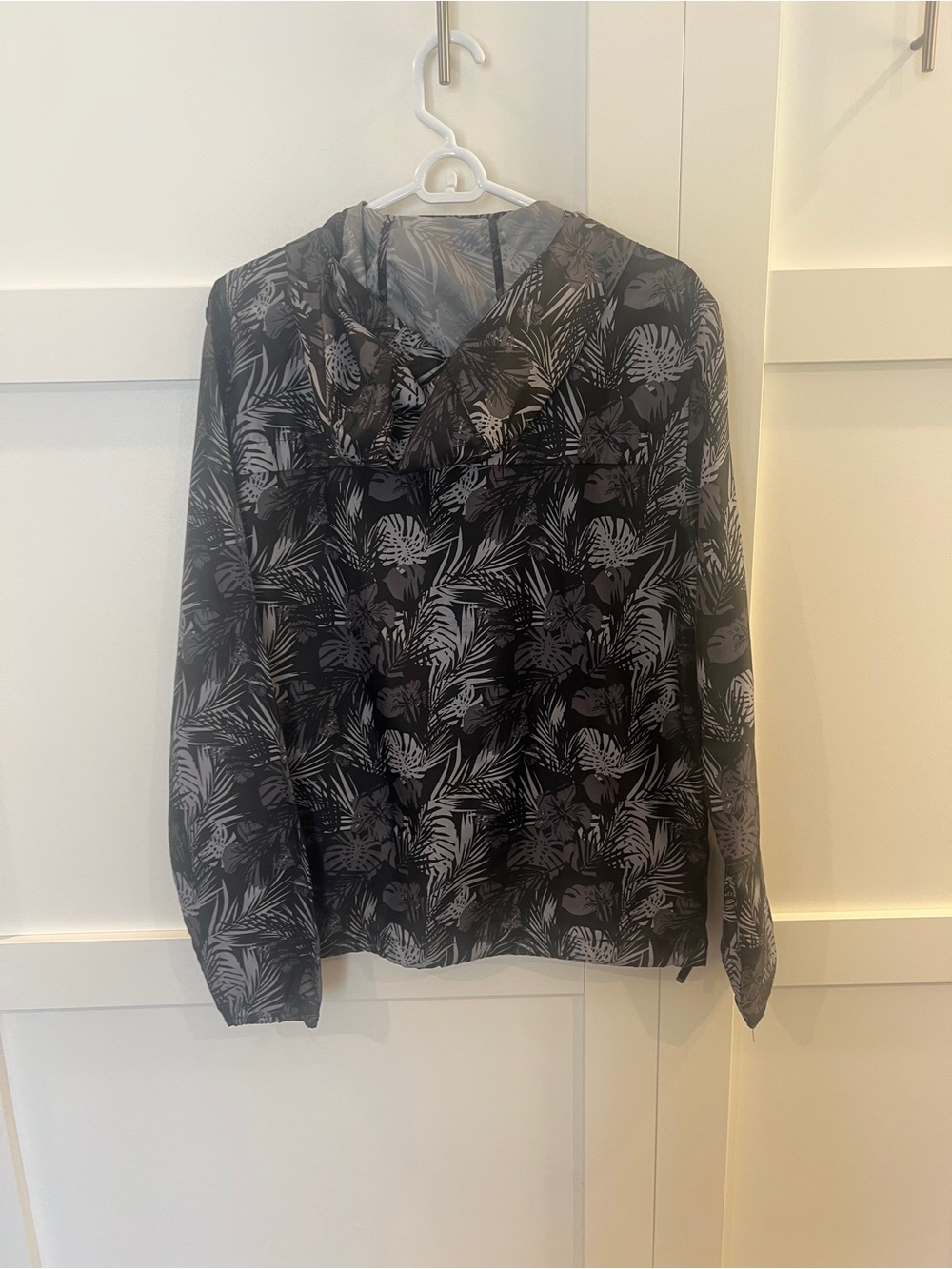 Men's Black Tropical-Print Windbreaker Jacket